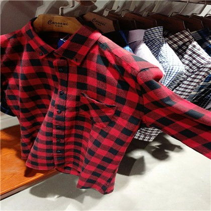 圖 成都正品女裝尾貨批發(fā)商時尚簡約廠家一手貨源 廣州服裝 鞋帽 箱包